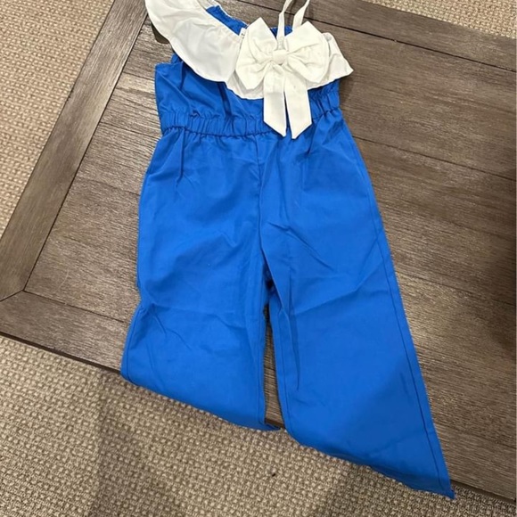 Jumper - Picture 2 of 2